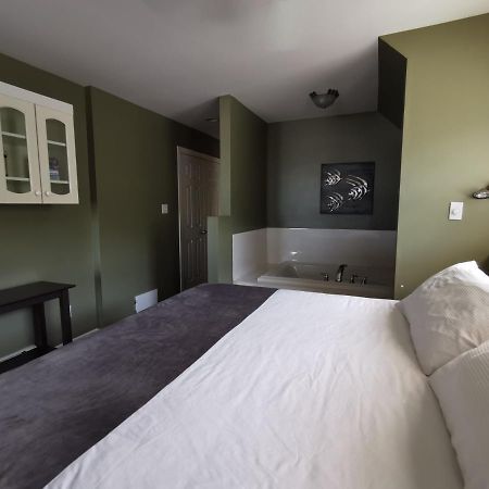 Inn On The Harbour And Telegraph House Port Stanley Luaran gambar