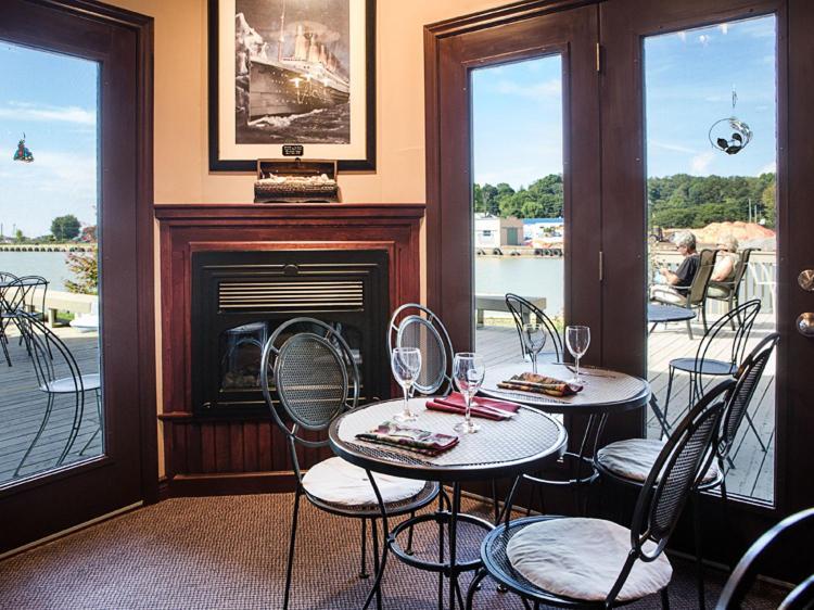 Inn On The Harbour And Telegraph House Port Stanley Luaran gambar